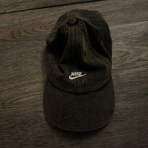 Vintage women nike ball cap